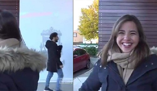بالفيديو.. محمد صلاح يمازح مراسلة بتصرف غريب … والأخيرة تصفه بالرجل المزعج !
