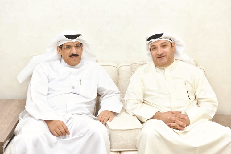 ناخبان في ديوان الشطي﻿