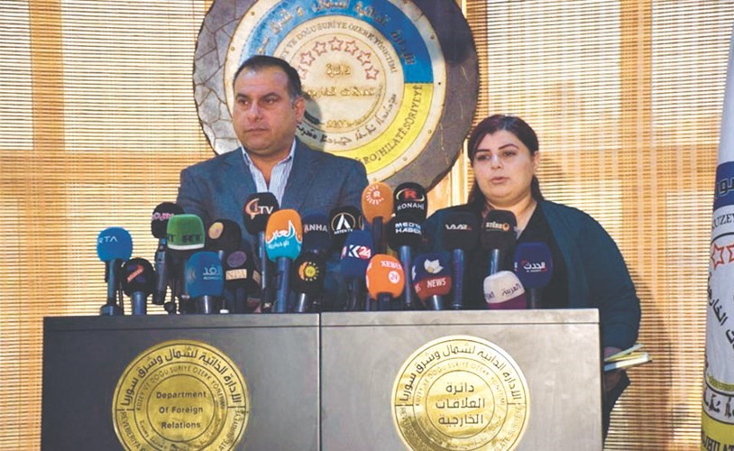 جانب من المؤتمر الصحافي لممثلي الإدارة الذاتية الكردية﻿