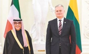 السفير نجيب البدريقدم اوراق اعتماده لرئيس جمهورية ليتوانيا ﻿