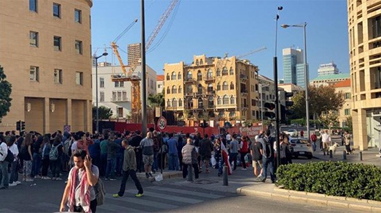 البرلمان اللبناني يرجئ جلسة تشريعية مثيرة للجدل تحت ضغط الشارع