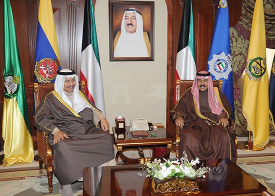 سمو ولي العهد الشيخ نواف الأحمد وسمو رئيس الوزراء السابق الشيخ جابر المبارك 