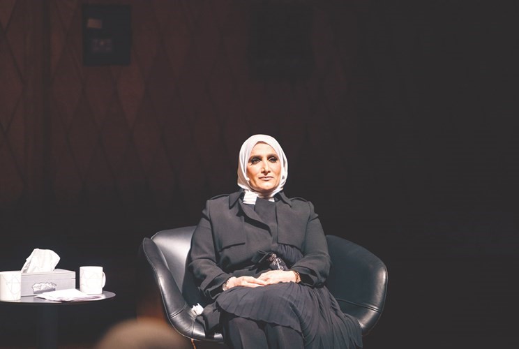 الروائية منى الشمري﻿