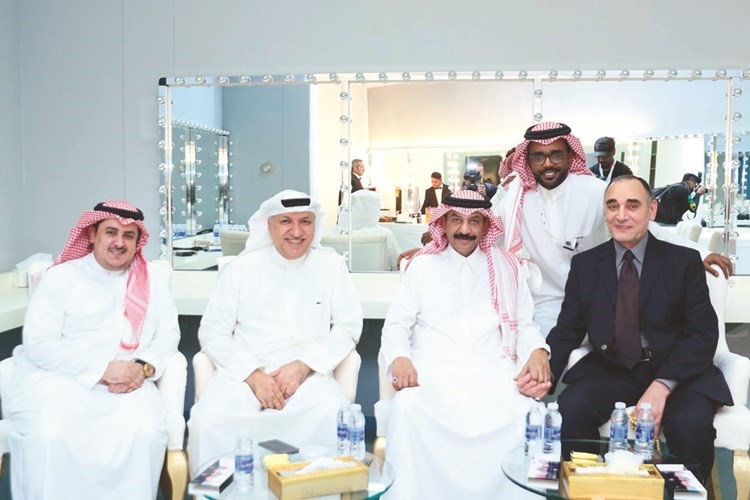 الهندي والجوهر مع المايسترو أمير عبدالمجيد﻿