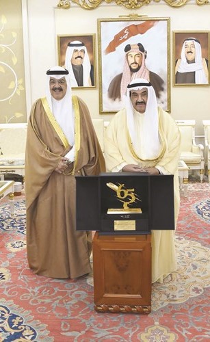سمو الشيخ ناصر المحمد ويوسف الجاسم﻿
