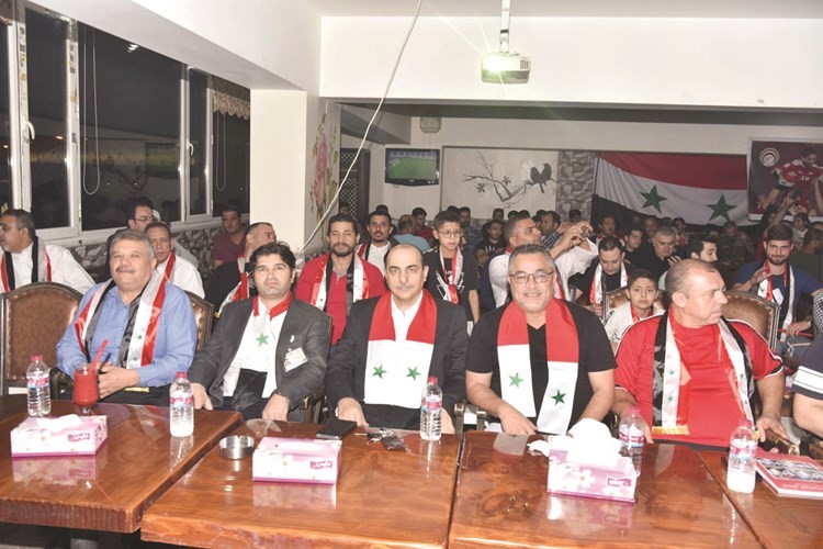 رابطة مشجعي الجالية السورية احتفلت بفوز «نسور قاسيون»