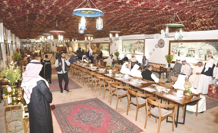 مقهى درب الزلق شهرة كبيرة في الكويت والخليج- (أحمد علي)﻿
