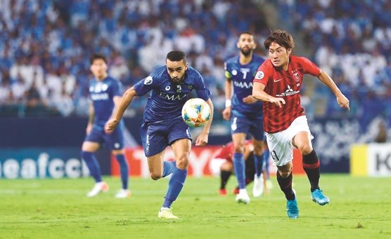 أوراوا بين الهلال و«العالمية» اليوم