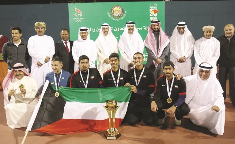 منتخب الكويت بطل الفرق لفئة الشباب﻿