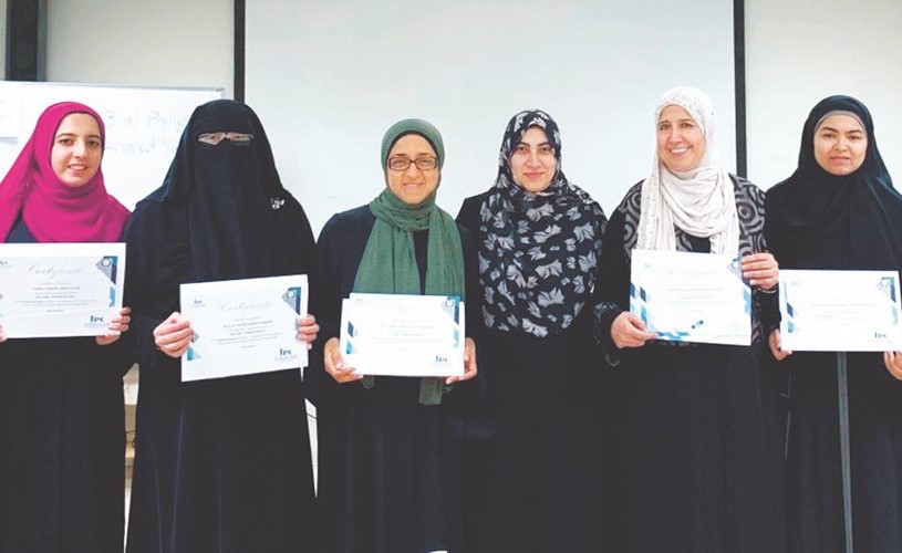 عدد من المشاركات في الدورة﻿
