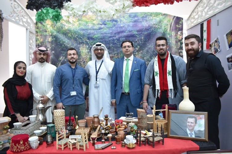 المركز الثاني البوث السوري مع زيد المولة ﻿
