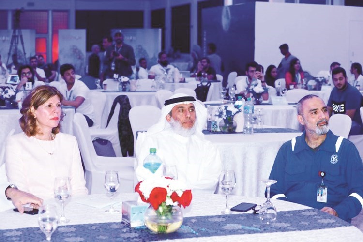 د.روضة عواد وعماد سلطان وبدر العطار ﻿