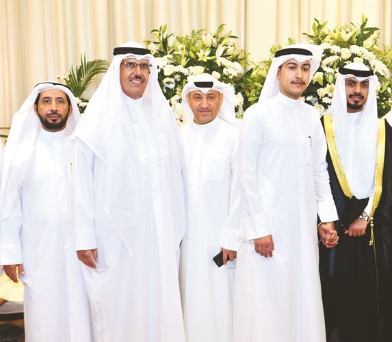 خالد المنصور مباركا﻿