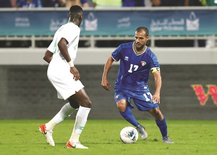 الأزرق.. «فوق الزين»