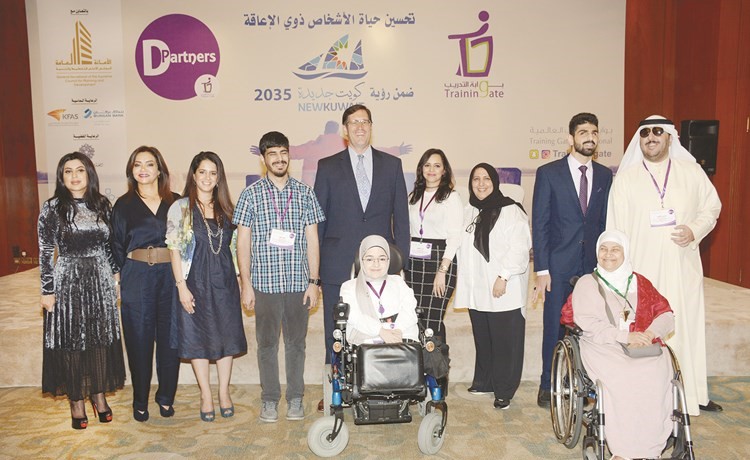 لقطة تذكارية خلال المؤتمر﻿