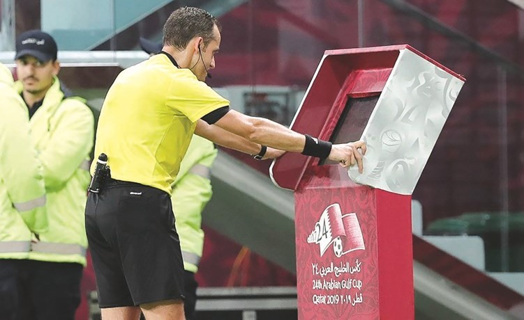 الجولة الثانية: الظهور الأول لـ «VAR» وأول هاتريك قطري في تاريخ البطولة