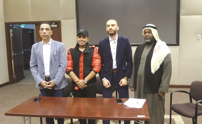 من اليمين أمين الصندوق إسماعيل مال الله والإعلامي تميم النويـري وأمين سر نادي الكويت للسينما عبدالمحسن التمار والمخرج سعد هنداوي﻿
