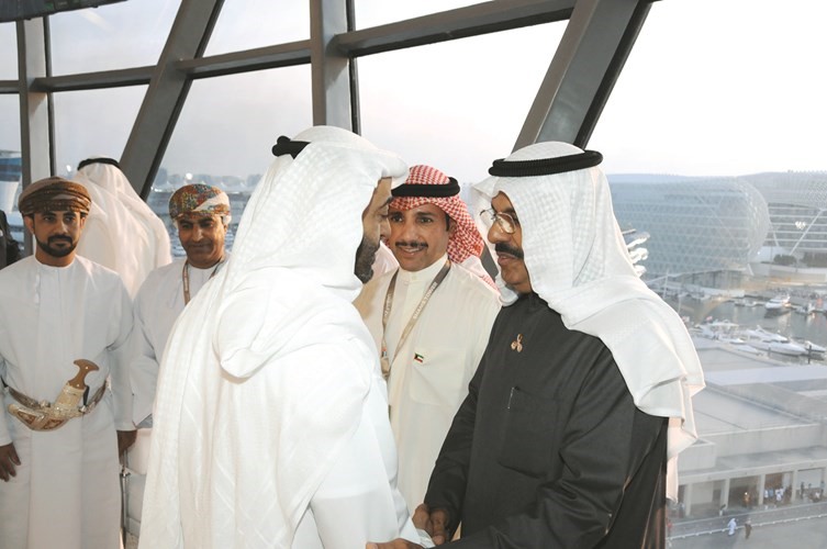 الشيخ أحمد النواف خلال حضوره حفل ختام سباق الفورمولا 1﻿