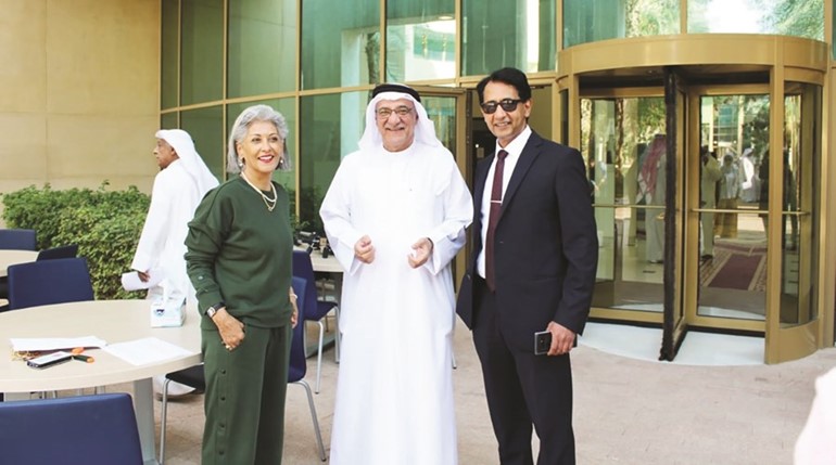 «الدراسات التجارية» نظمت لقاءها الاجتماعي الأول
