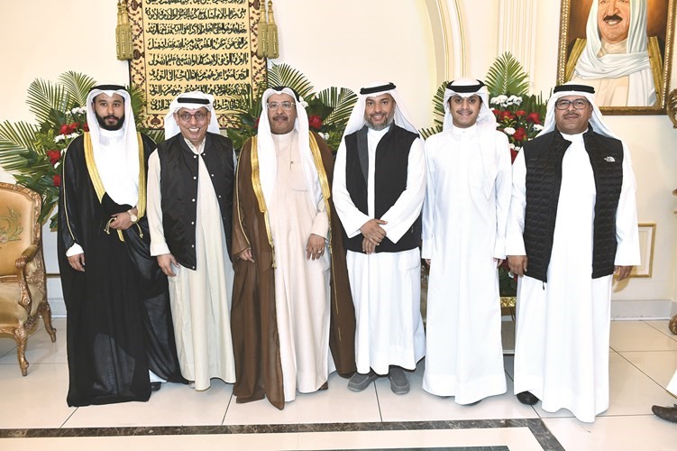 جمال اللهو يبارك﻿