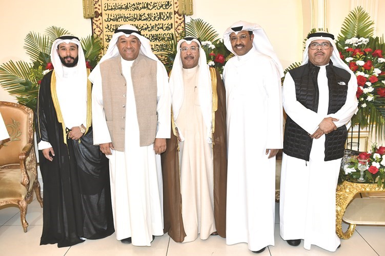 مطلق الزايد وعبدالهادي الصقران يباركان﻿