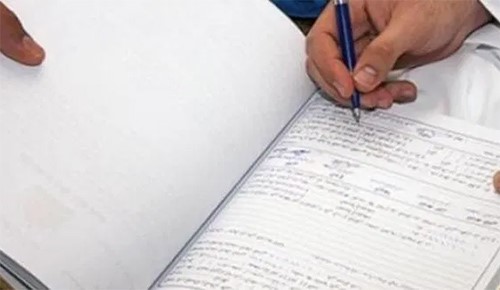 مأذون شرعي يروي قصة فتاة عشرينية طلبت منه عقد قرانها على مديرها الأجنبي دون علم ذويها