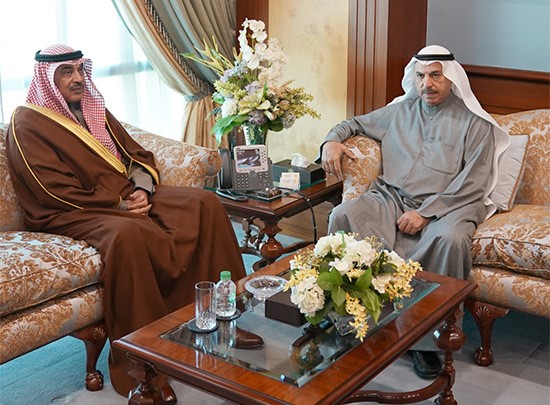 الخالد خلال اجتماعه مع فيصل الشايع 