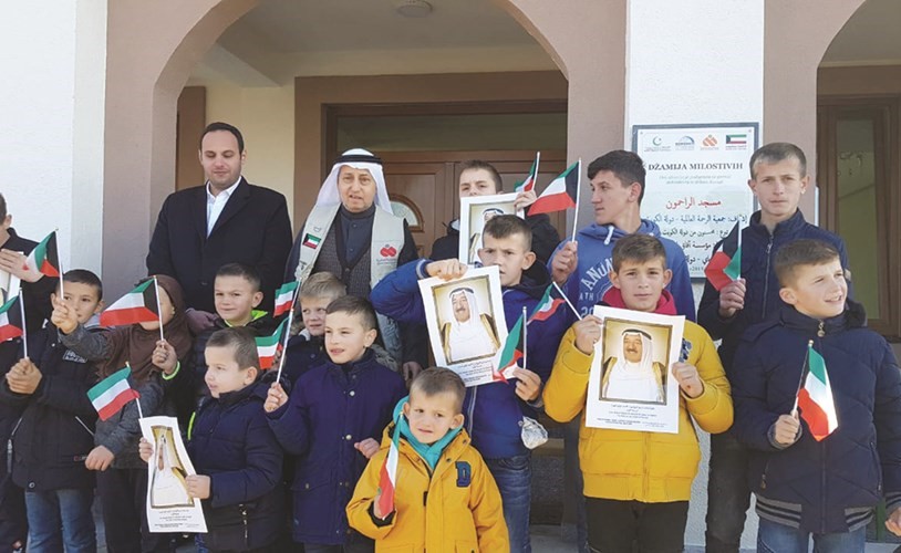 بدر بورحمة أثناء افتتاح مسجد الراحمون﻿