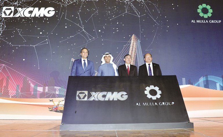 لحظة اطلاق الشراكة بين مجموعة الملا وشركة XCMG﻿