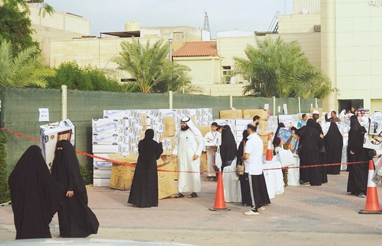 المساعدات شملت بطانيات ودفايات وكسوة للشتاء ﻿