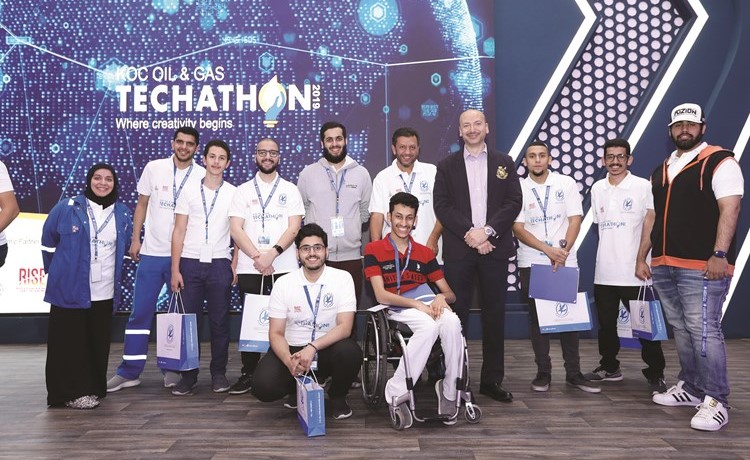 صورة جماعية للفائزين في المنافسات﻿