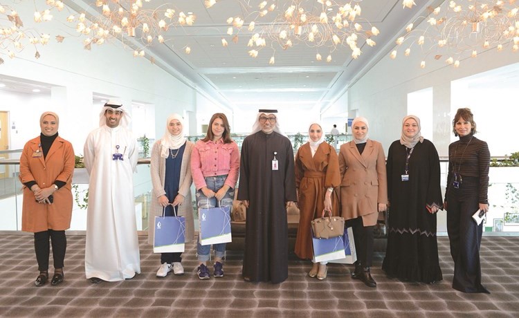 د.وليد بوحمرا مع الفائزين﻿