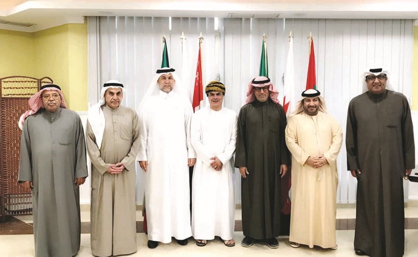 د.عبدالله الطريجي ورؤساء الجمعيات الكشفية الخليجية﻿