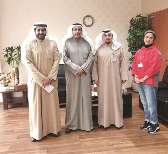 د. فريح العنزي مستقبلا وفد أعضاء رابطة هيئة التدريس