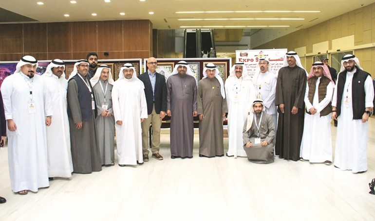 «العلوم الإدارية» أقامت المعرض الثقافي «عبر القارات»