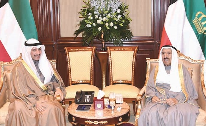 صاحب السمو الأمير الشيخ صباح الأحمد مستقبلا رئيس مجلس الأمة مرزوق الغانم