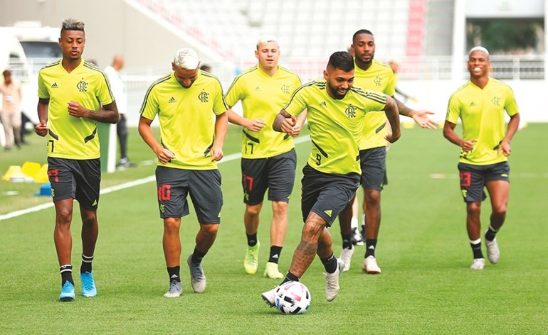 هل يكرر الهلال إنجاز العين بمونديال الأندية؟
