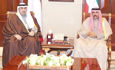 سمو ولي العهد الشيخ نواف الأحمد مستقبلا أسامة العتيبي