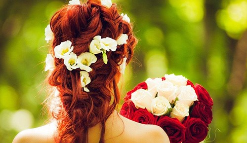 تخلى عنها عريسها قبل الزفاف بأيام... فتزوجت نفسها