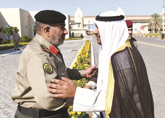 اللواء الشيخ خالد الصالح الصباح مهنئا الشيخ أحمد المنصور
