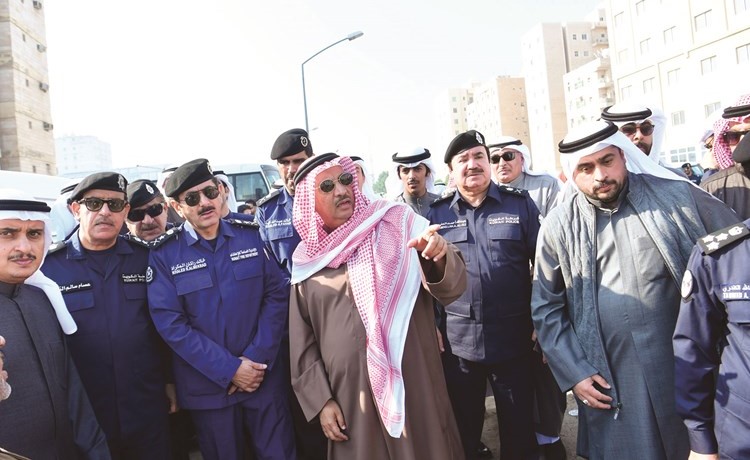 م.وليد الجاسم وم.أحمد المنفوحي والفريق عصام النهام والفريق خالد المكراد ومحمد صرخوه خلال الجولة	(قاسم باشا)