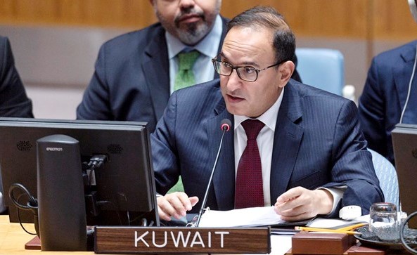 السفير منصور العتيبي يلقي كلمته خلال الجلسة