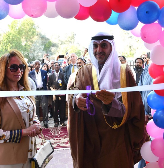 ممثل الأمير الشيخ محمد العبدالله يفتتح المصلى الكنسي الجديد في الأحمدي 