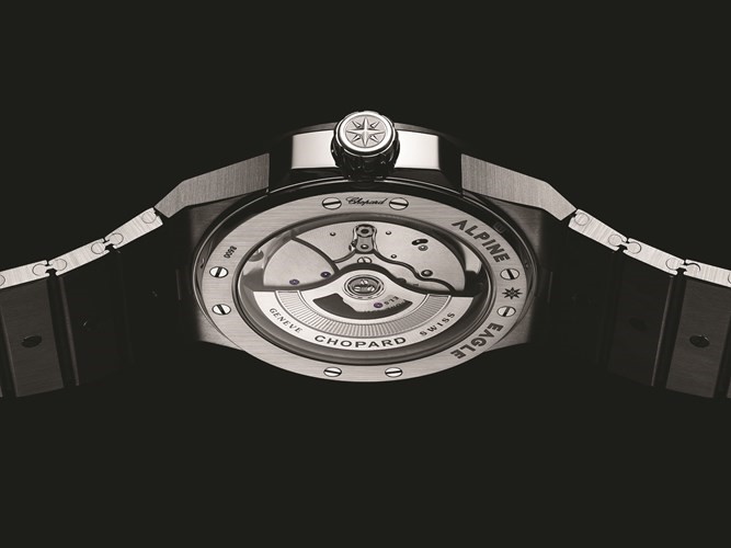 «شوبارد» تُطلق مجموعة ساعات «Alpine Eagle» في الكويت