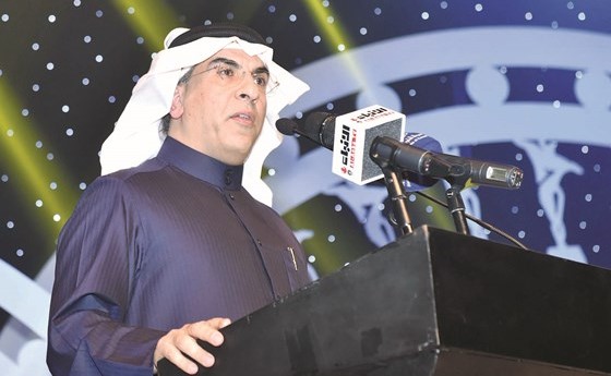 د.علي العنزي رئيس لجنة التحكيم