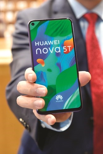 هواوي Nova 5T