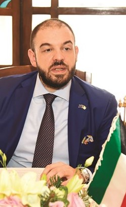 رئيس بعثة الاتحاد الأوروبي لدى البلاد السفير كريستيان تيودور