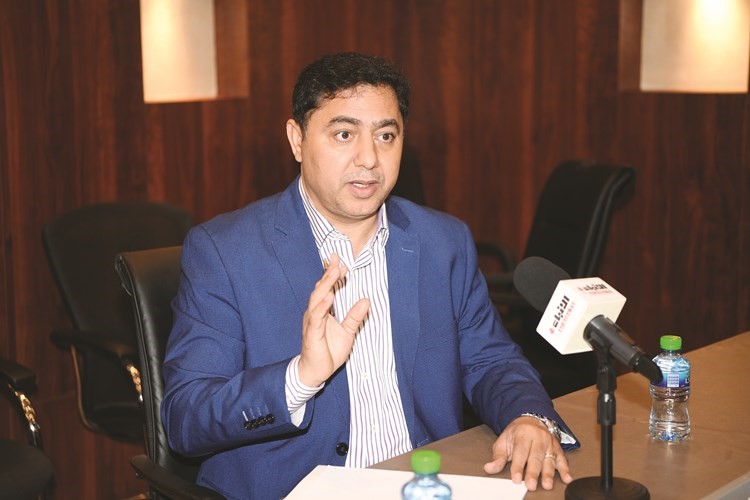 عبدالمعز عثمان