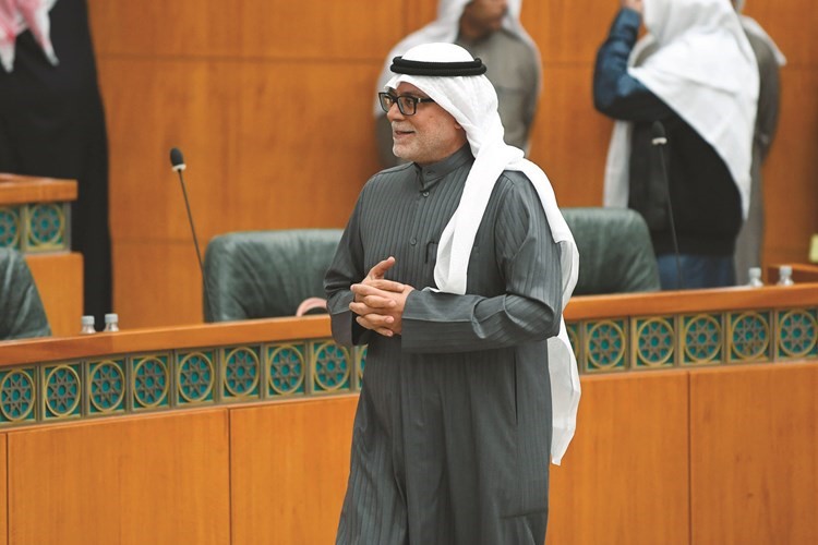 صلاح خورشيد﻿