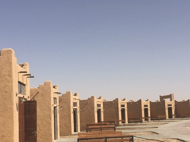 استراحات تراثية في القرية